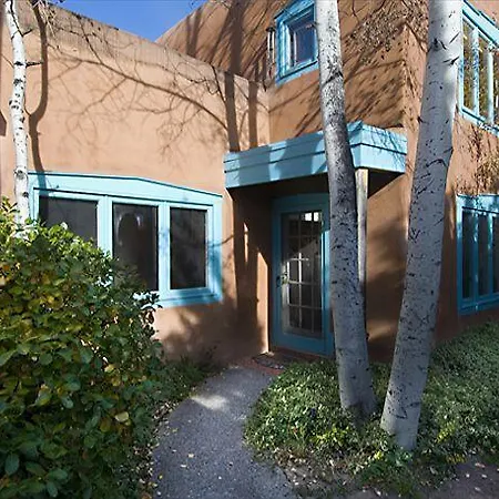 Alameda Loft Two-bedroom Apartment Santa Fe